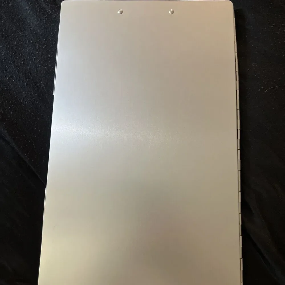 Saunders item holder
